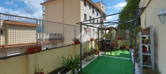 3 rooms Apartment in Genoa, Italy No. 271197 13