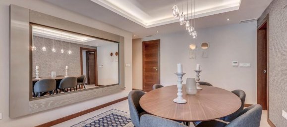 3 bedrooms Apartment in Marbella, Spain No. 202052 3