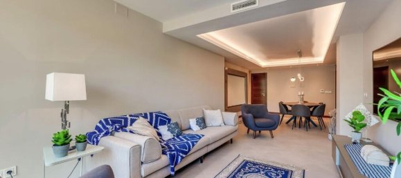 3 bedrooms Apartment in Marbella, Spain No. 202052 4