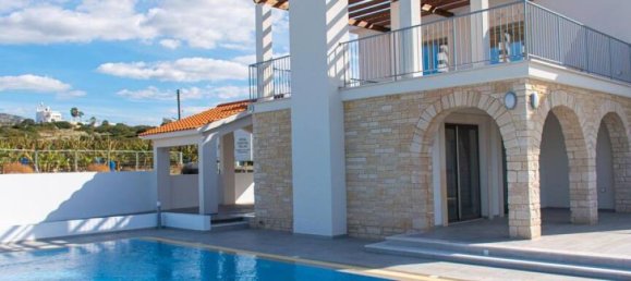 3 bedrooms Villa for sale in Paphos, Cyprus № 24689 8