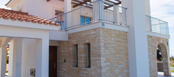 3 bedrooms Villa for sale in Paphos, Cyprus № 24689 9