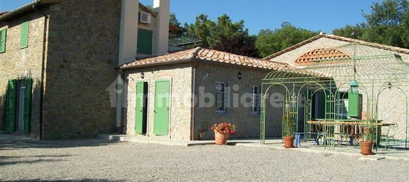 Casa de 6 dormitorios en Cortona, Italy No. 230099 11