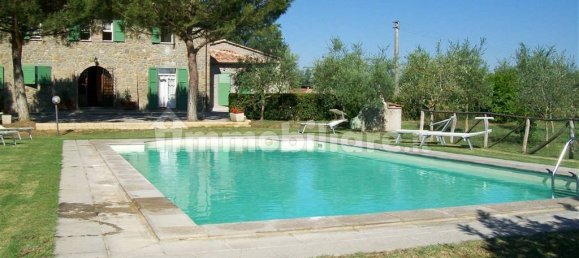 Casa de 6 dormitorios en Cortona, Italy No. 230099 14