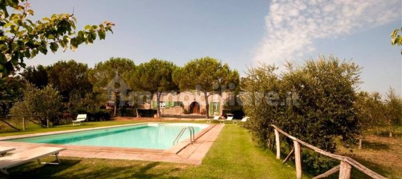 Casa de 6 dormitorios en Cortona, Italy No. 230099 27