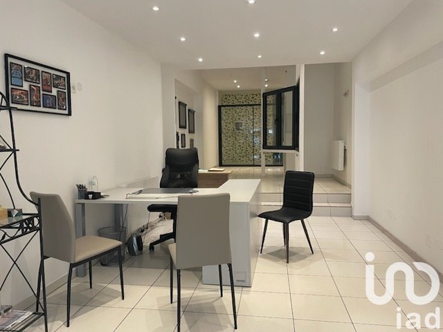 4 bedrooms Building in Abbeville, France No. 235404