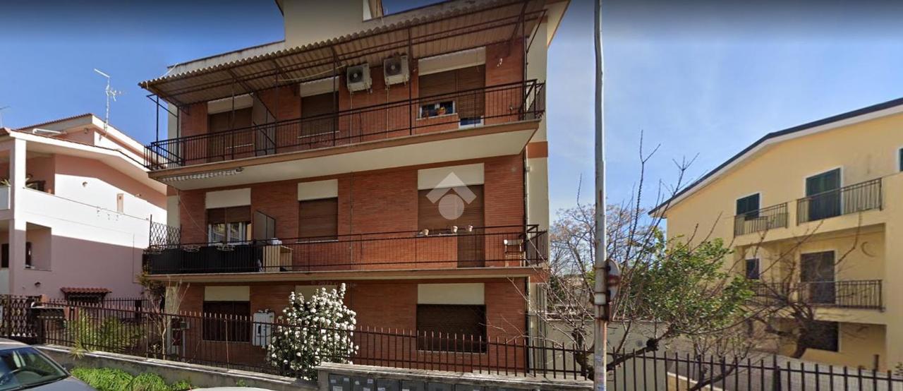 Estudio en Rome, Italy No. 69125