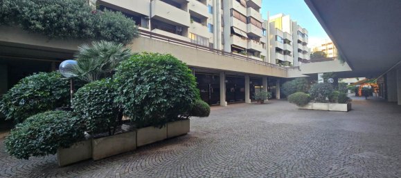 5 rooms Commercial property in Rome, Italy No. 33874 21