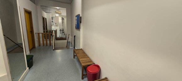 5 rooms Commercial property in Rome, Italy No. 33874 4