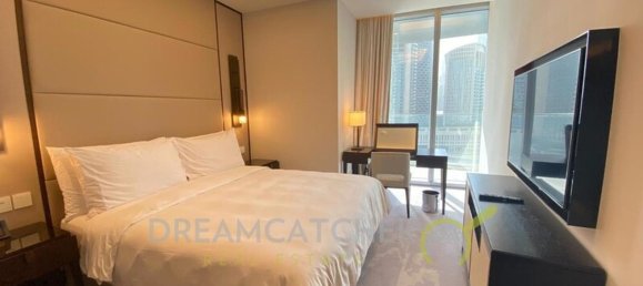 3 bedrooms Apartment in Dubai, UAE No. 1817 5