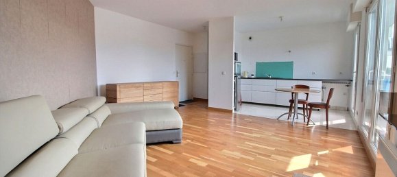 1 bedroom Apartment in Rambouillet, France No. 332330 2