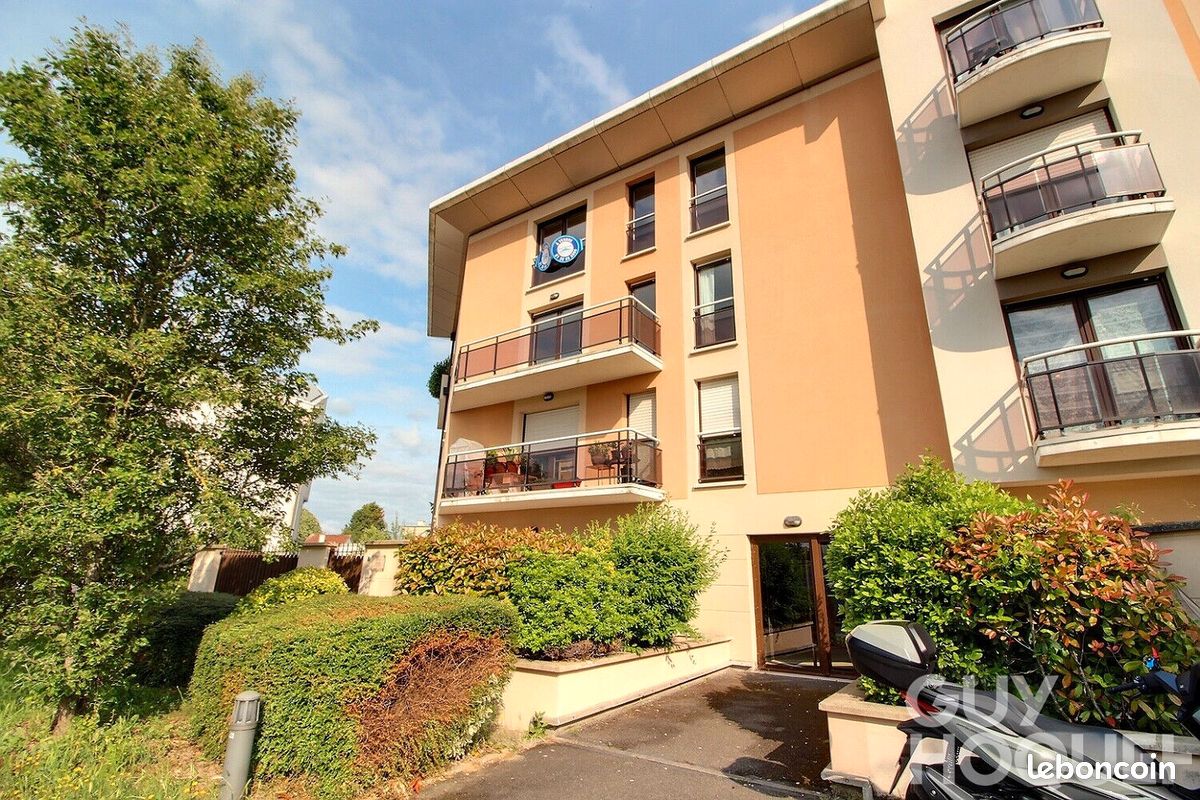 1 bedroom Apartment in Rambouillet, France No. 332330