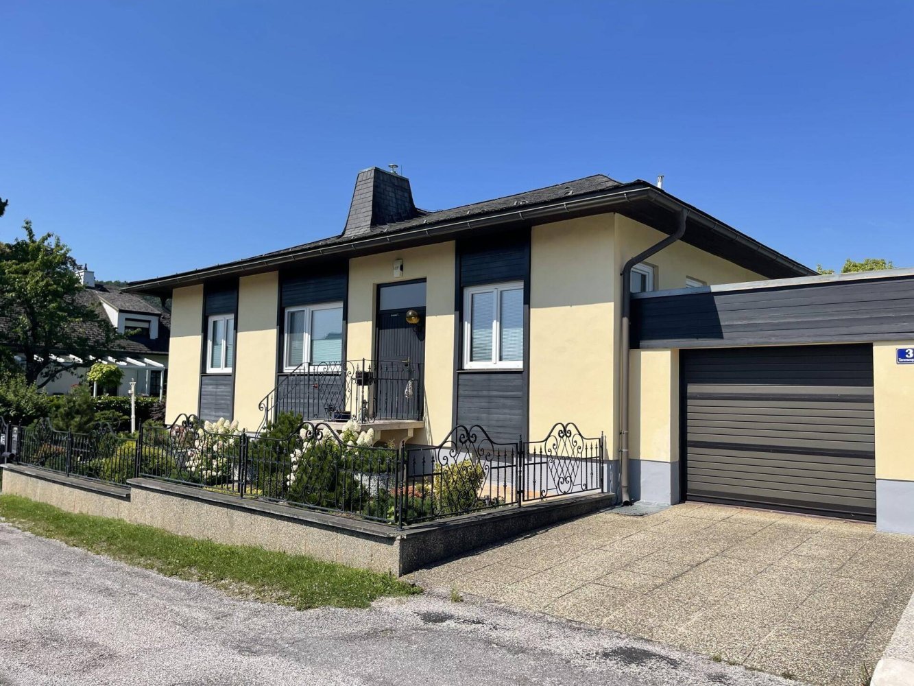 5-Zimmer Haus in Ternitz, Austria, Nr. 218294