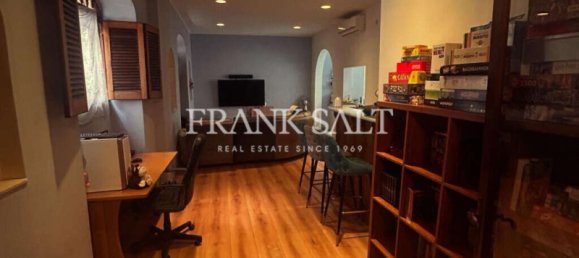 Таунхаус с 3 спальнями в Биркиркара, Мальта № 2744 3