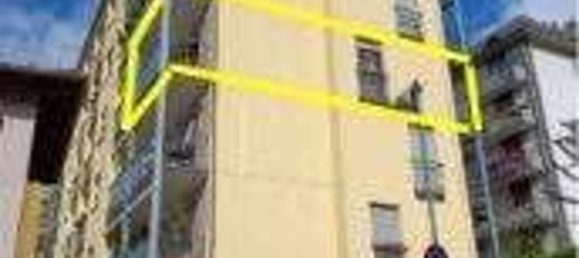 7-salle Appartement à Sondrio, Italy No. 7229 16