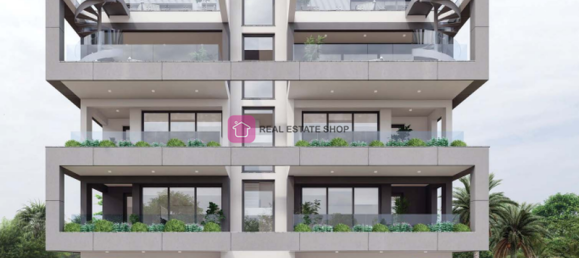 3 bedrooms Apartment in Limassol, Cyprus No. 18383 2