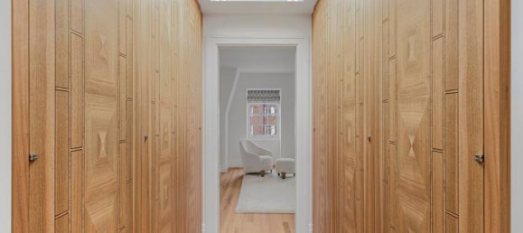 4 bedrooms House in London, United Kingdom No. 13083 14