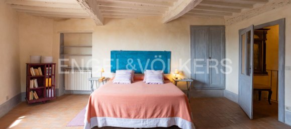 2 bedrooms House in Cetona, Italy No. 63835 4