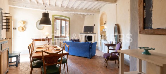 2 bedrooms House in Cetona, Italy No. 63835 2