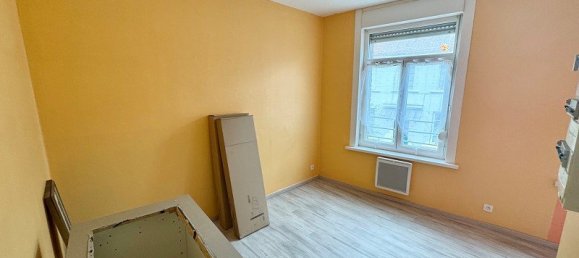 Здание с 2 спальнями в Рем, Франция № 228339 4