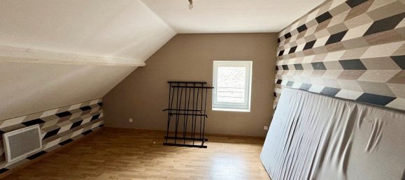 Здание с 2 спальнями в Рем, Франция № 228339 6