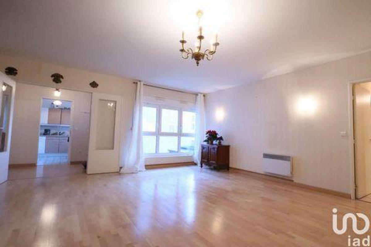 Кондоминиум  с 2 спальнями в Антони, Франция № 36473