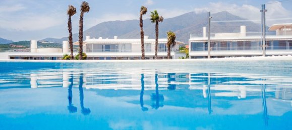 4 bedrooms Apartment in Estepona, Spain No. 2925 17