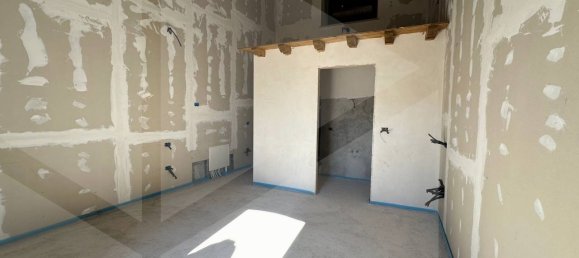 2-salle Maison à Avezzano, Italy No. 21316 11