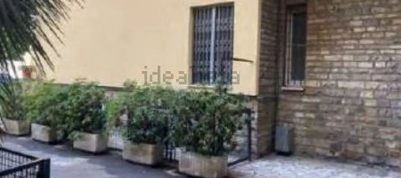 2 bedrooms Apartment in Florence, Italy No. 375169 21