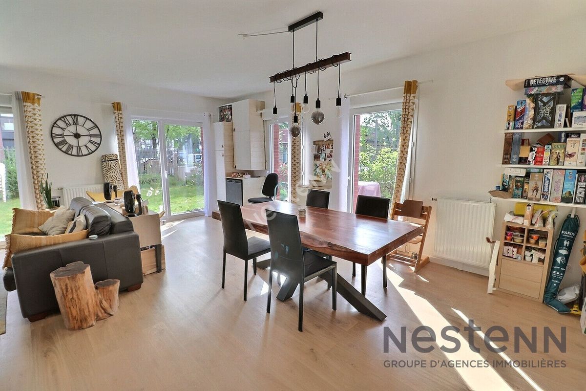 4 غرف نوم منزل ذو طابقين في Neuilly-sur-Marne, France رقم 183599