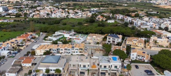 3 Schlafzimmer Haus in Montenegro, Portugal, Nr. 107027 28