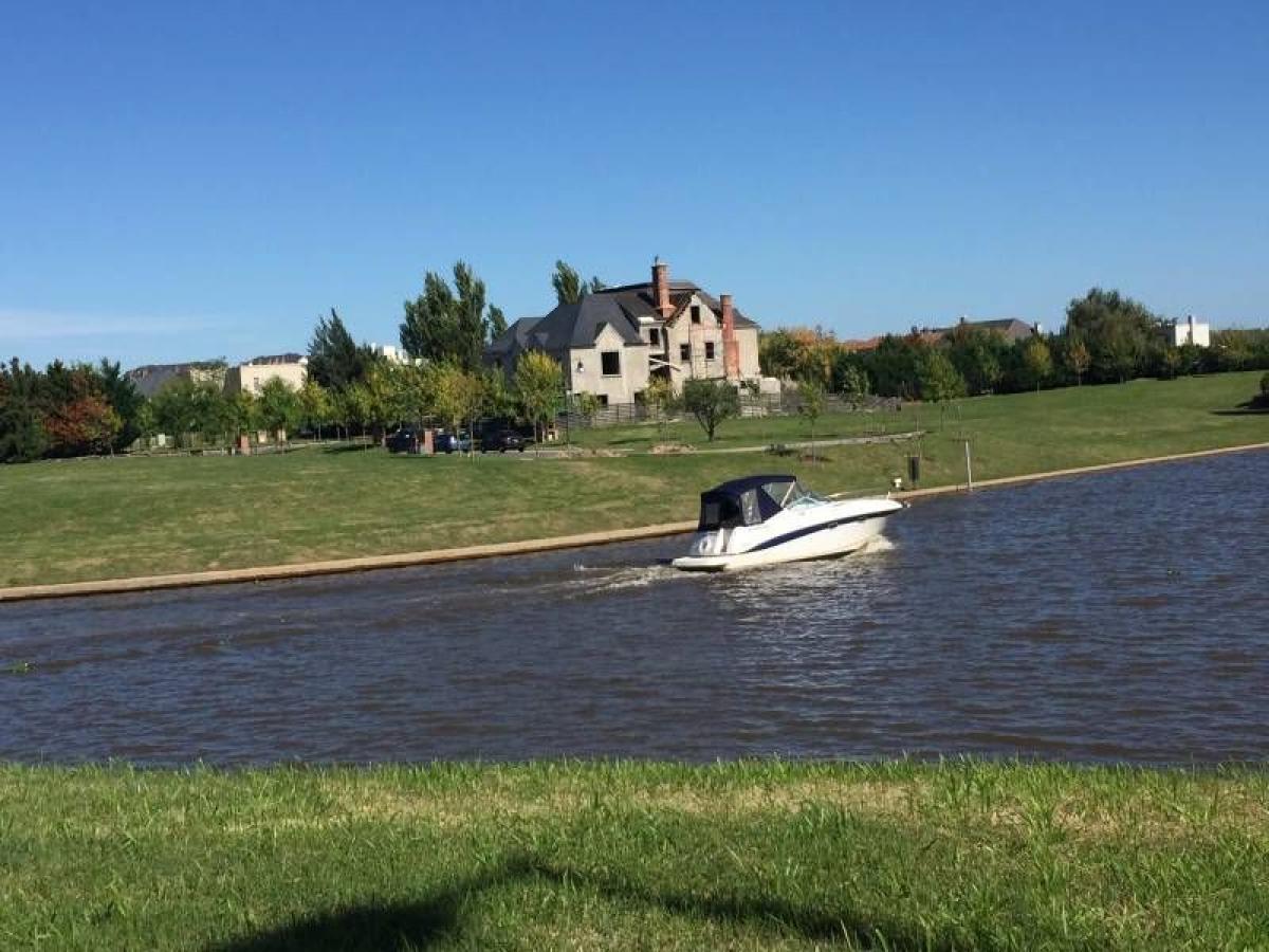 Grundstück in Tigre, Argentina, Nr. 42706