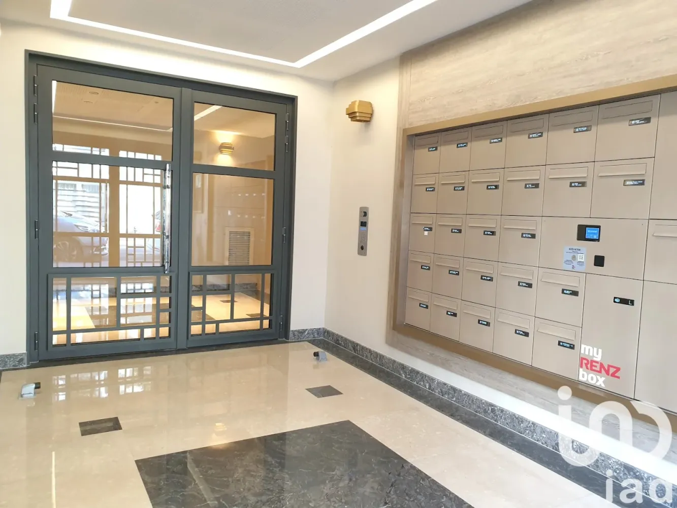 2 bedrooms Apartment in Antony, France No. 323548