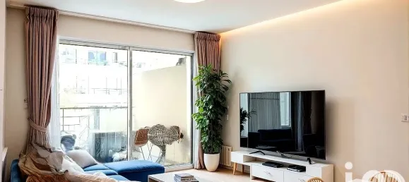 2 bedrooms Apartment in Antony, France No. 323548 2