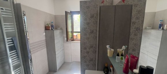 7 Schlafzimmer Haus in Anzio, Italy, Nr. 335209 45