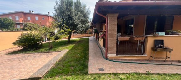 7 Schlafzimmer Haus in Anzio, Italy, Nr. 335209 23