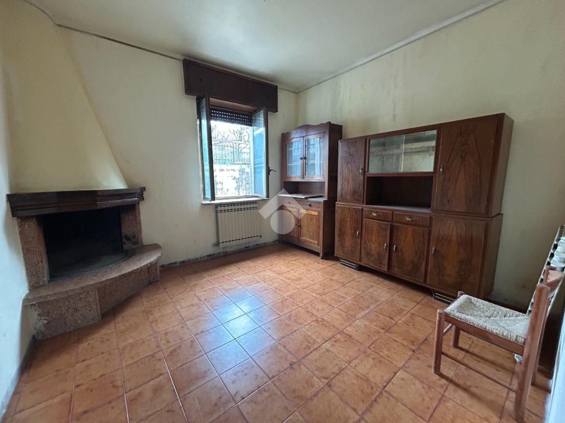 Apartamento de 2 habitaciónes en Zogno, Italy No. 7308