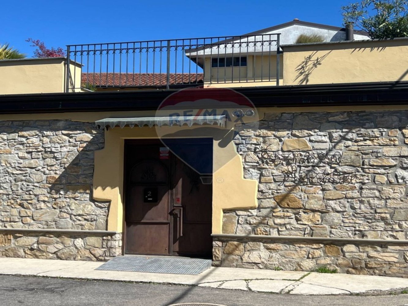 1 room Commercial property in Castelli Calepio, Italy No. 235838