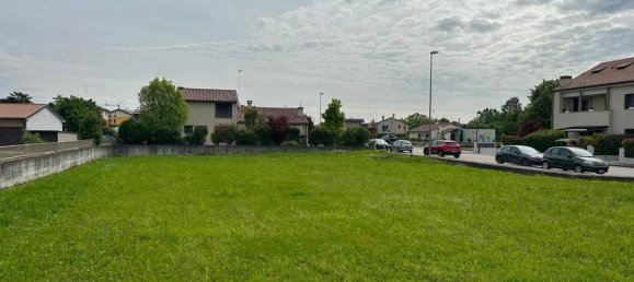 1336m² Land in San Fior, Italy No. 71553 4