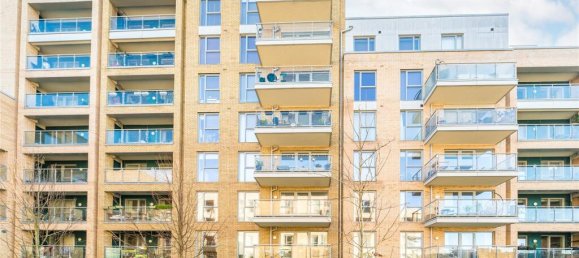 2 bedrooms Apartment in London, United Kingdom No. 12777 12