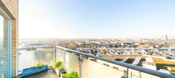 2 bedrooms Apartment in London, United Kingdom No. 12777 14