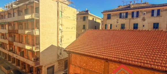 Apartamento de 2 dormitorios en Genoa, Italy No. 170802 11