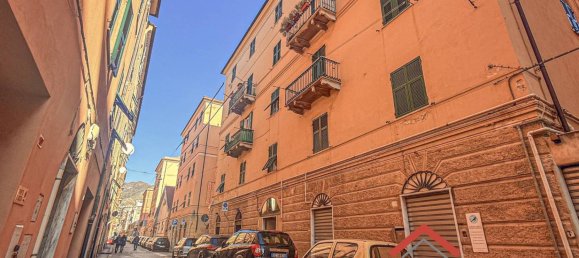 Apartamento de 2 dormitorios en Genoa, Italy No. 170802 17