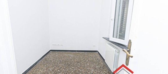 Apartamento de 2 dormitorios en Genoa, Italy No. 170802 30