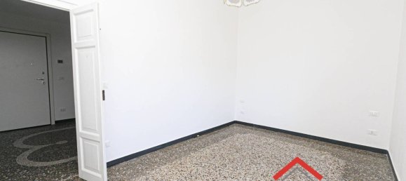 Apartamento de 2 dormitorios en Genoa, Italy No. 170802 27