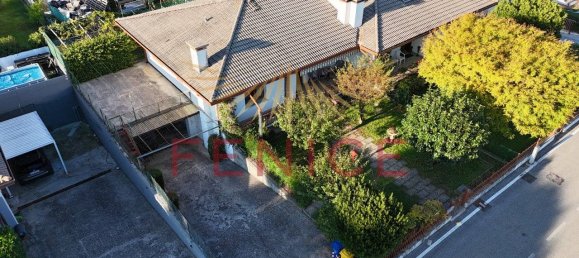 3 bedrooms Villa in Montebelluna, Italy No. 341675 17