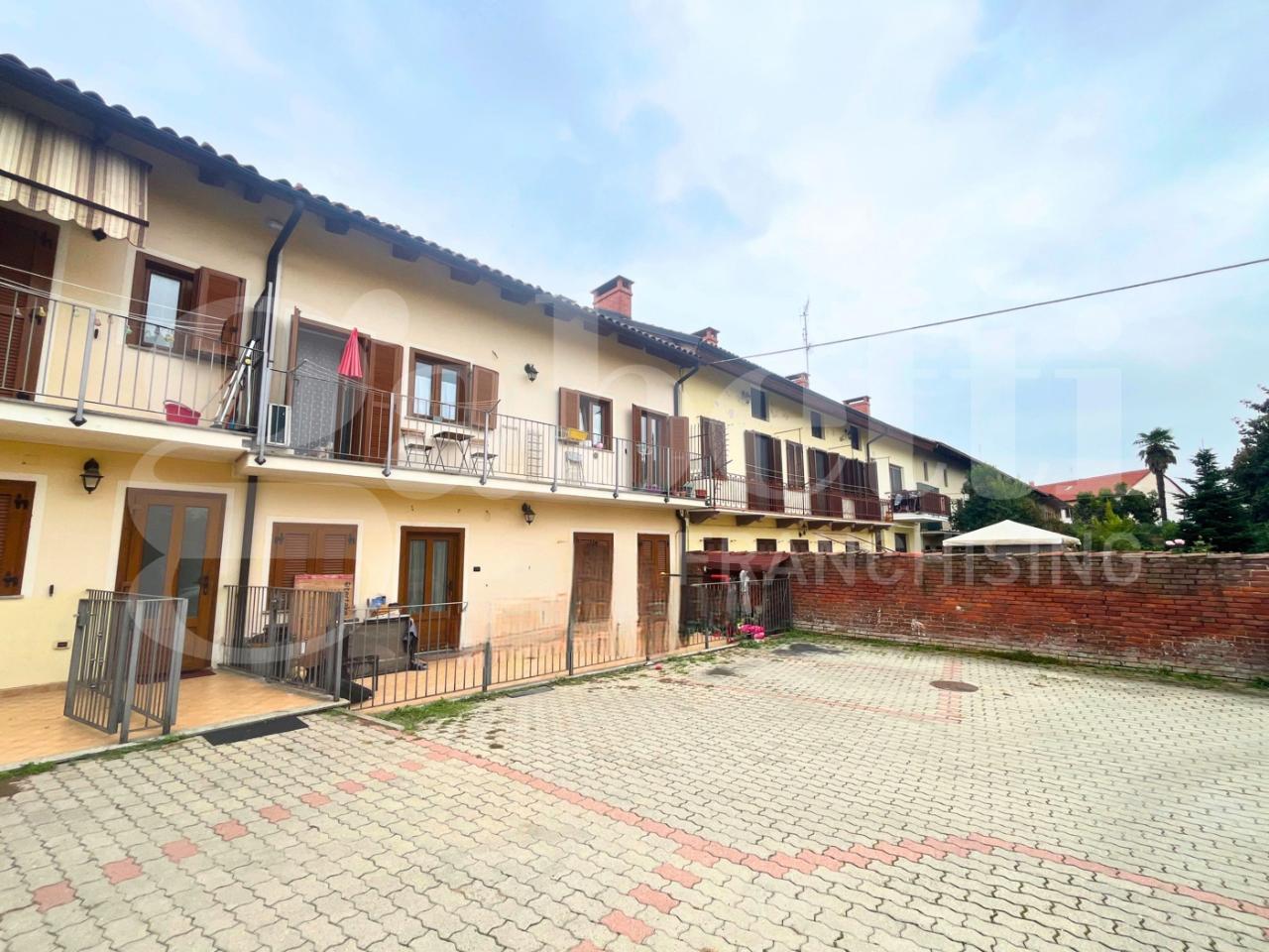 5 rooms Apartment in Moncalieri, Italy No. 238214