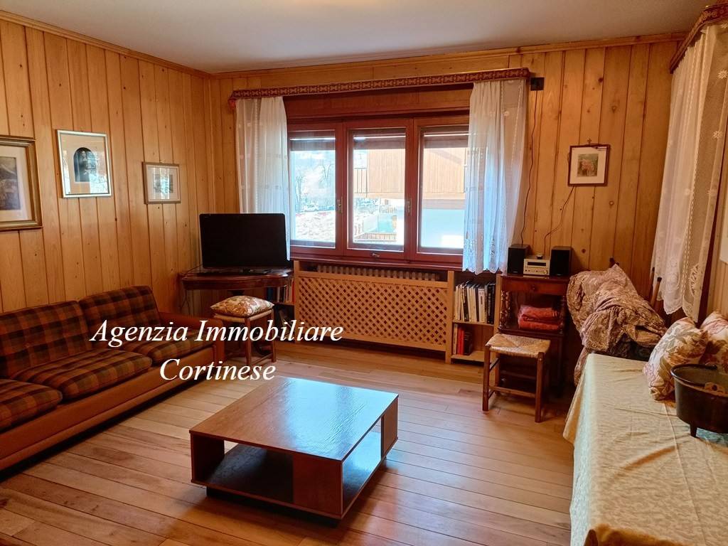 1 bedroom Apartment in Cortina d'Ampezzo, Italy No. 268137