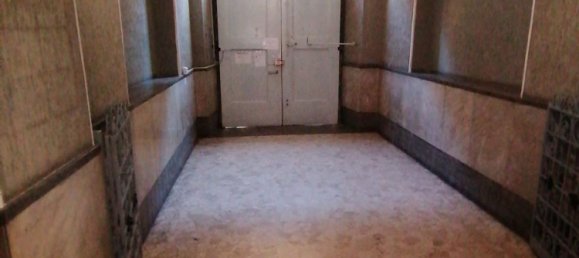 4 rooms Apartment in Rome, Italy No. 106826 8