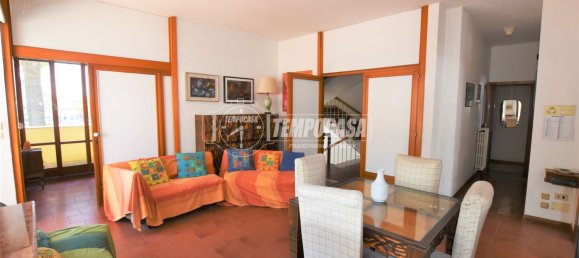 8 rooms House in Porto San Giorgio, Italy No. 335351 7