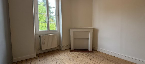 4 chambres Maison à Gond-Pontouvre, France No. 277503 8